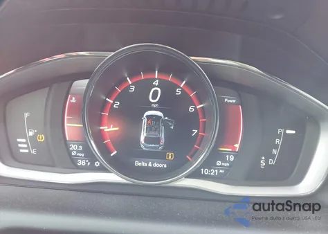 2016 Volvo Xc60 T6 Drive-E из США, поврежденный, VIN YV449MRK3G2904648